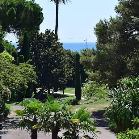 14 Tonner - Proche Plages - Avec Piscine Κάννες